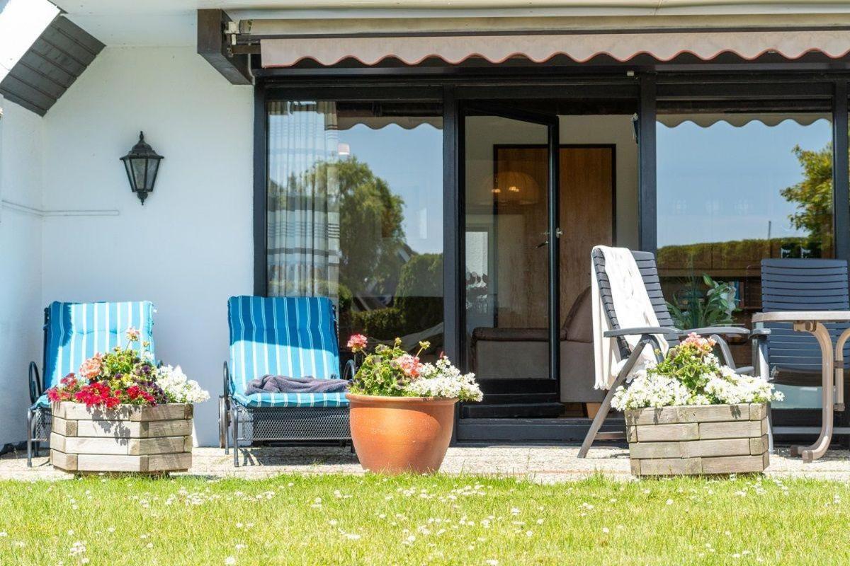 Vila Am-Hohen-Ufer-Reetdach-Haus-Ocean-Breeze-136 Großenbrode Exteriér fotografie
